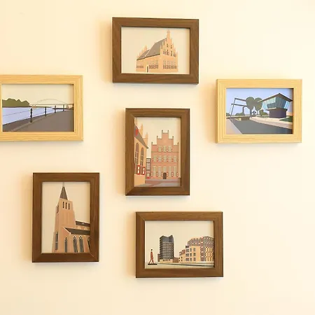 Bij De Kerk * Дусбург