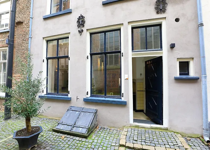 Bij De Kerk * Doesburg