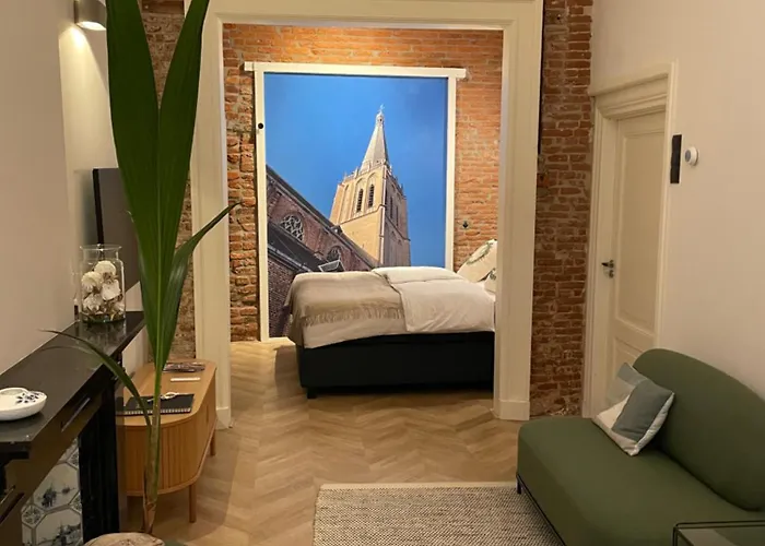 Apartment Bij De Kerk