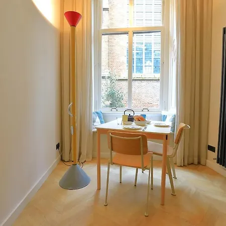 Apartment Bij De Kerk
